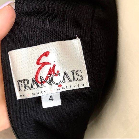 En Francais by Huey Waltzer - Picture 7 of 8